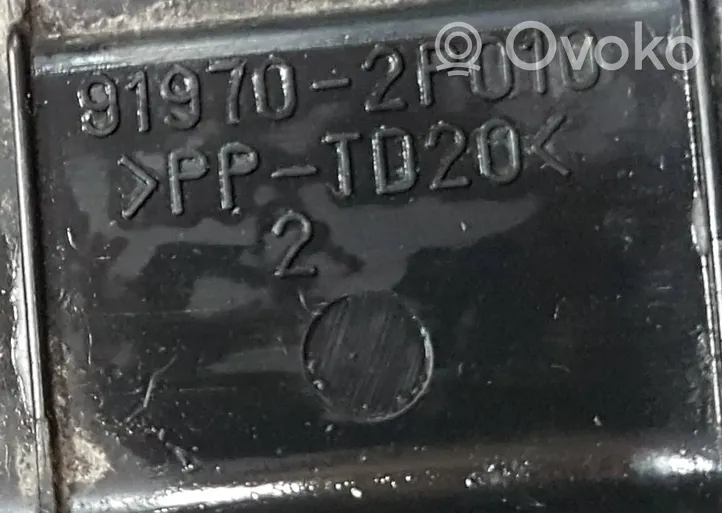 KIA Sorento Câble de batterie positif 918512P150