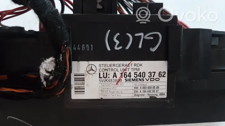 Mercedes-Benz GL X164 Skrzynka bezpieczników / Komplet A1645403762
