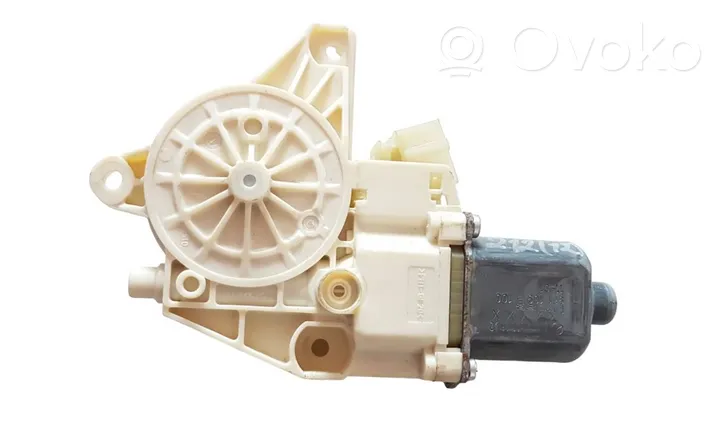 Mercedes-Benz E W212 Rear door window regulator motor A2048200542