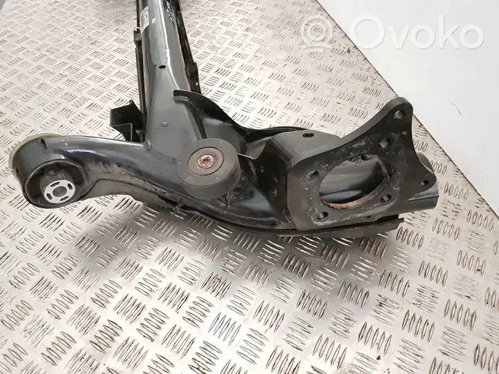 Ford Focus Poutre d'essieu arrière 2329230