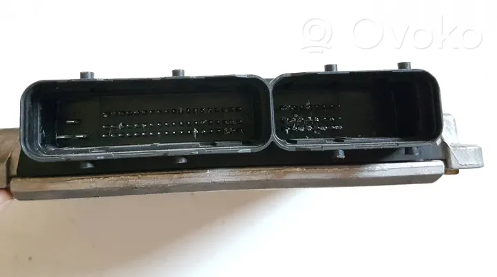 Opel Vectra B Sterownik / Moduł ECU 90508986