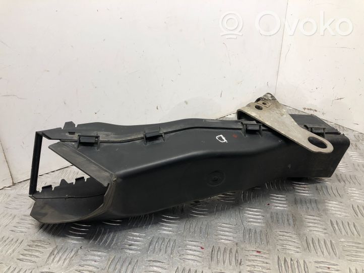 BMW X6 E71 Część rury dolotu powietrza 51747180624