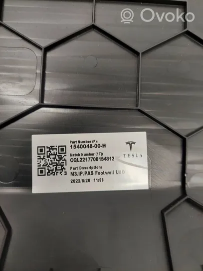 Tesla Model 3 Element deski rozdzielczej / dół 154004800