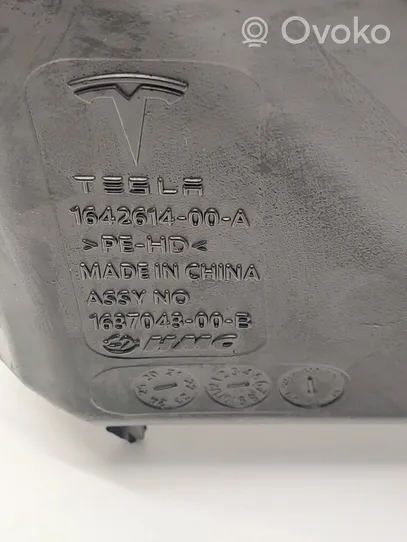 Tesla Model 3 Wischwasserbehälter 163704300B