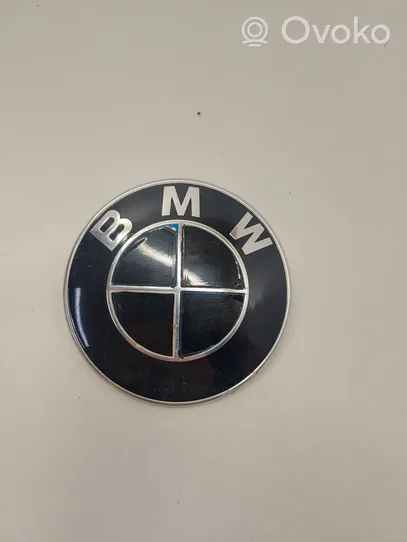 BMW 5 E60 E61 Gamintojo ženkliukas 10323410