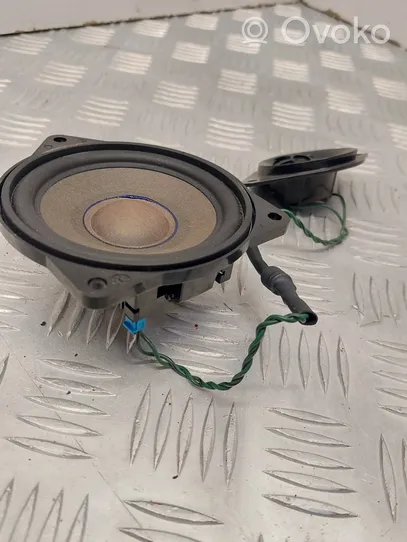 BMW 5 F10 F11 Subwoofer-bassokaiutin 9169689