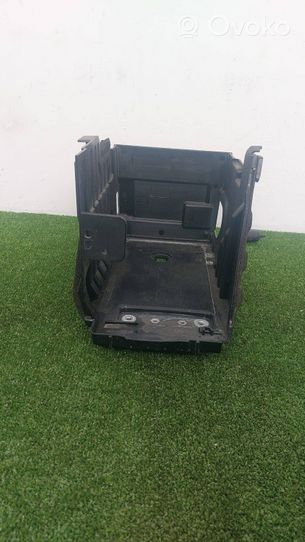 Land Rover Evoque II Vassoio scatola della batteria K8D2-10757-A