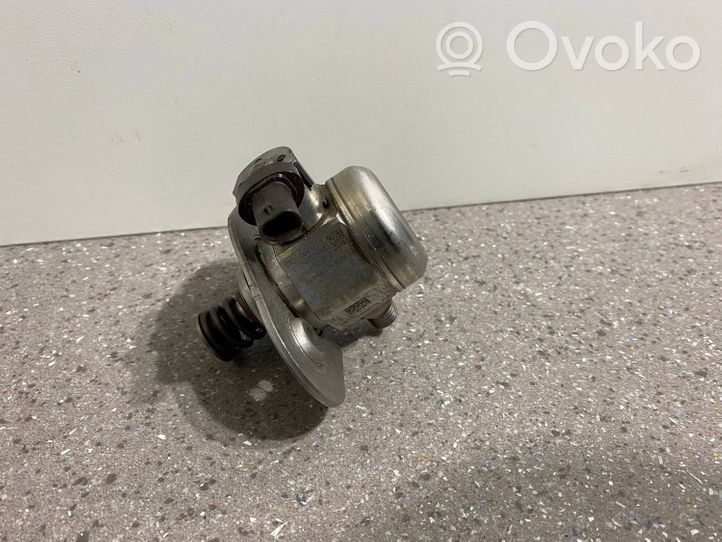 BMW 7 G11 G12 Pompe d'injection de carburant à haute pression 8601015