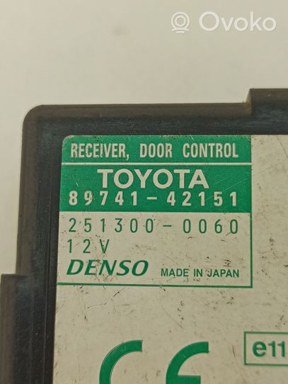 Toyota Corolla E140 E150 Centralina/modulo chiusura centralizzata portiere 8974142151