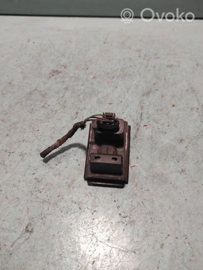 Audi A8 S8 D2 4D Sensor 4B0907659