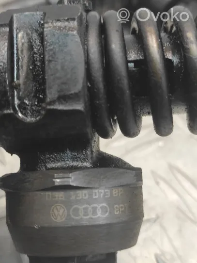 Audi A4 S4 B7 8E 8H Injecteur de carburant 038130073BP