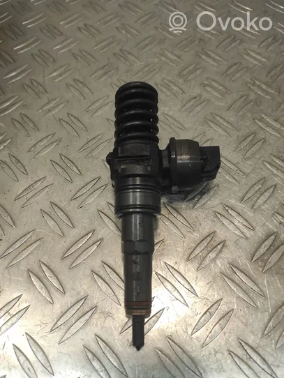 Audi A4 S4 B7 8E 8H Injecteur de carburant 038130073BP