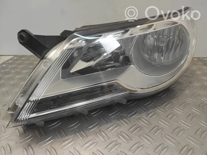 Volkswagen Tiguan Lampa przednia 5N2941031H