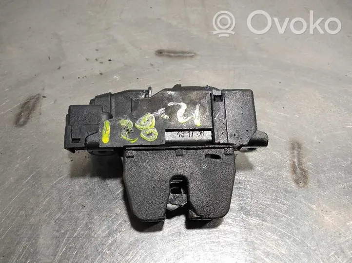 Opel Crossland X Loquet de verrouillage de hayon 3644675