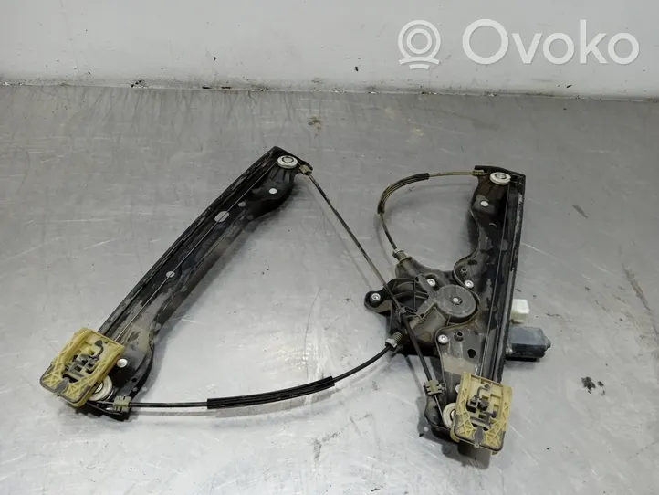 Opel Astra K Manualny podnośnik szyby drzwi przednich 39142315