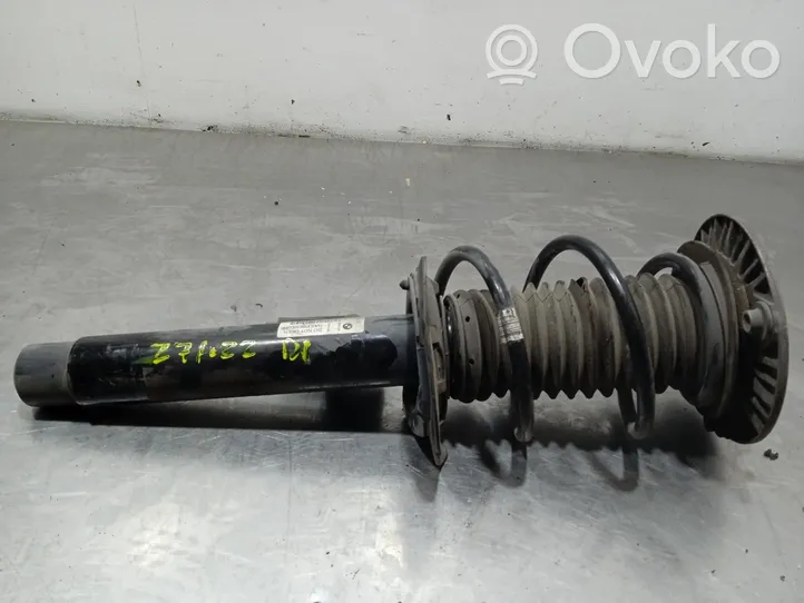 BMW 1 E82 E88 Front shock absorber with coil spring 14941510