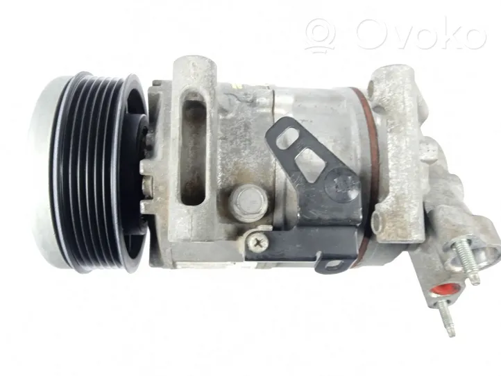 Peugeot 308 Ilmastointilaitteen kompressorin pumppu (A/C) 9812682180