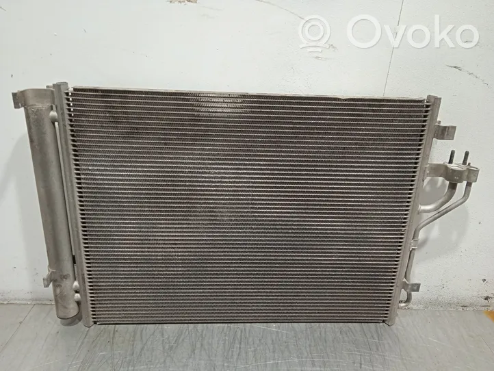 KIA Carens III Radiateur condenseur de climatisation 97606A4501