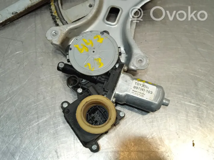 Toyota Corolla Verso AR10 Manualny podnośnik szyby drzwi przednich 997249103