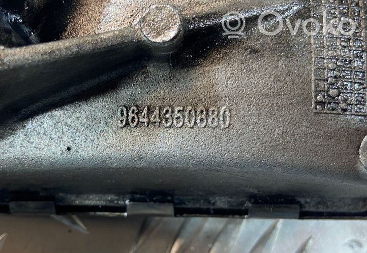 Volvo V50 Pompa olejowa 9644350880