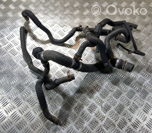 Volvo S60 Tuyau de liquide de refroidissement moteur 31338891