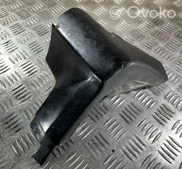 Volvo C30 Copertura del rivestimento del sottoporta anteriore 30779136