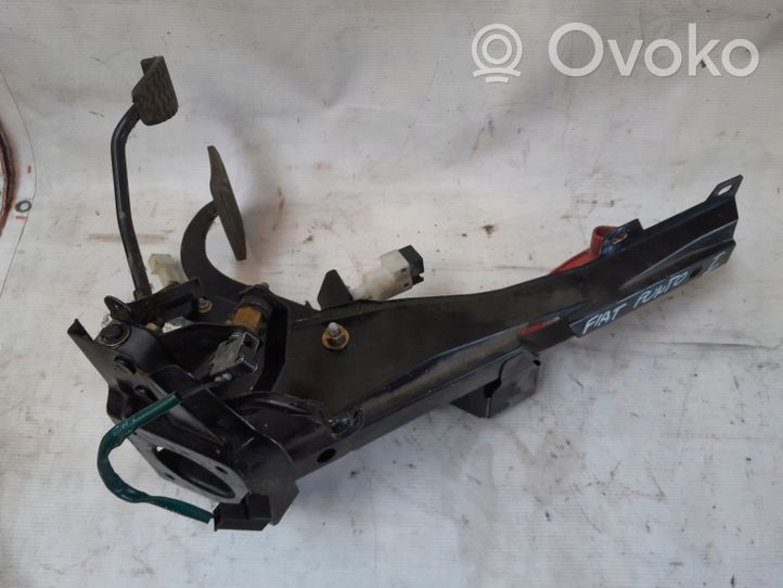 Fiat Punto (176) Pedale dell’acceleratore 