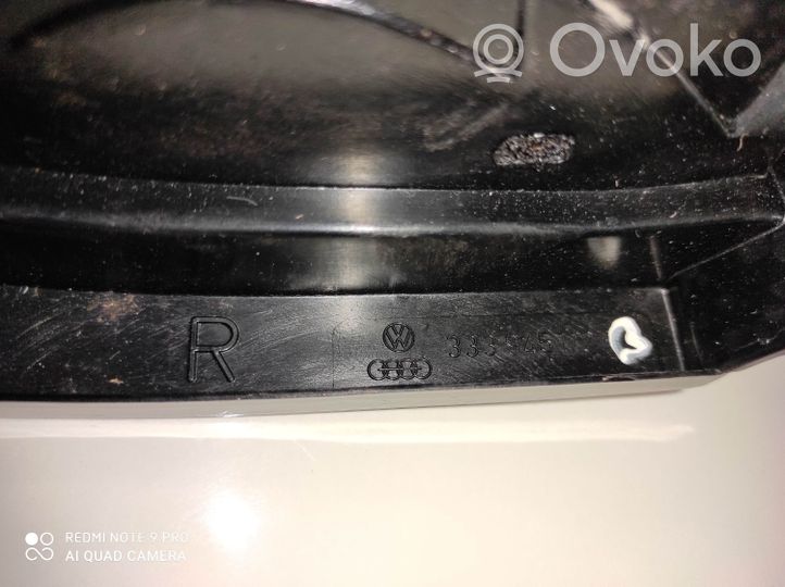 Volkswagen PASSAT B4 Lampa tylna 333945112