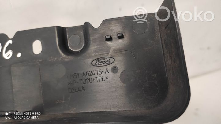 Ford Focus Supporto di montaggio del parafango 4M51A02476