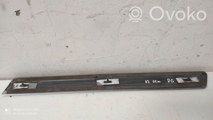 Audi A3 S3 A3 Sportback 8P Rivestimento modanatura parafango posteriore 8P3853984D