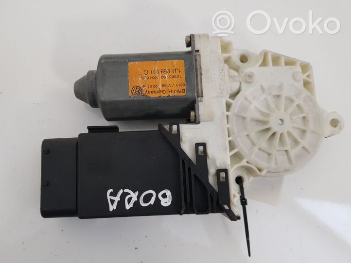 Volkswagen Bora Moteur de lève-vitre de porte avant F00S00027