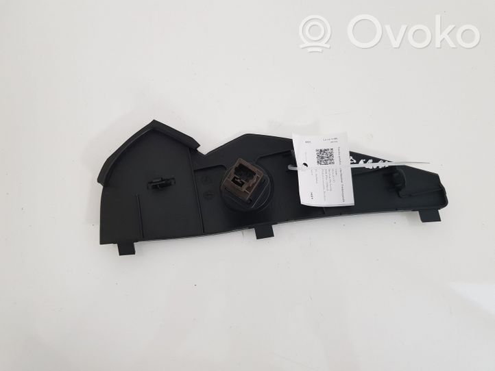 Nissan Micra Rivestimento estremità laterale del cruscotto 68498