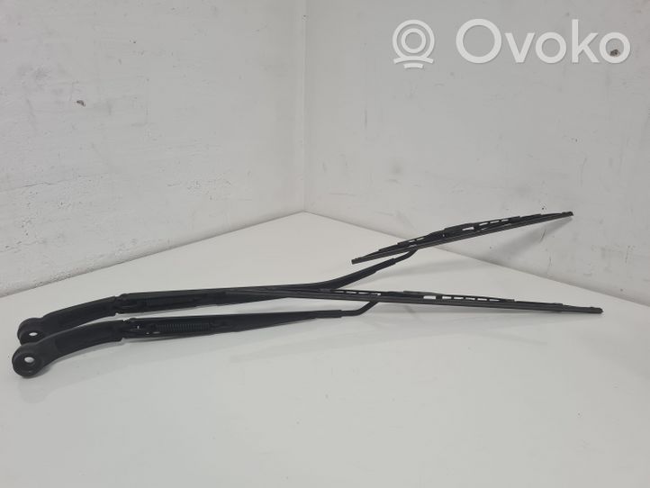 Hyundai i20 (GB IB) Braccio della spazzola tergicristallo anteriore W65920