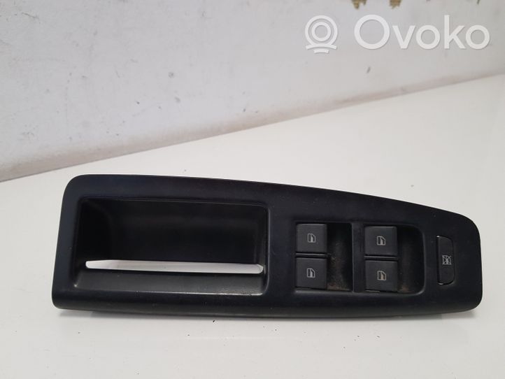 Volkswagen Polo IV 9N3 Interruttore di controllo dell’alzacristalli elettrico 6Q1867171F