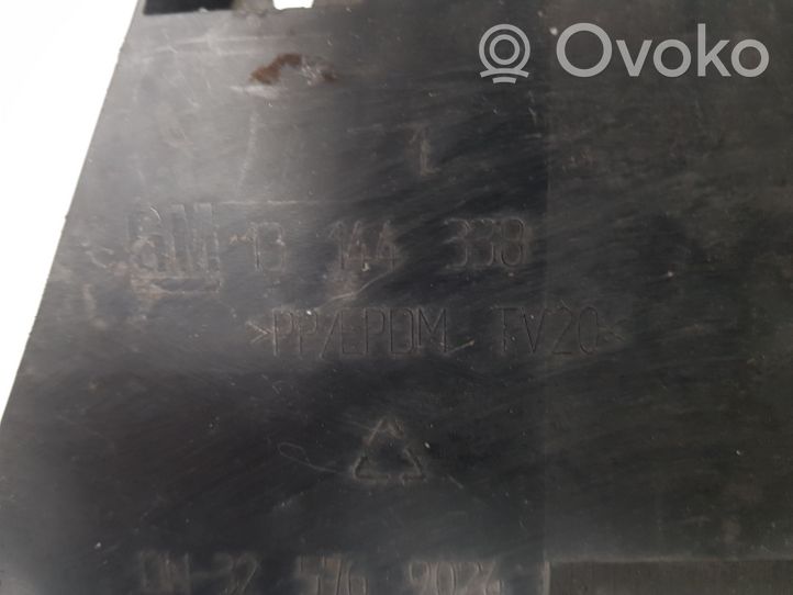 Opel Astra H Osłona pod zderzak przedni / Absorber 13144338