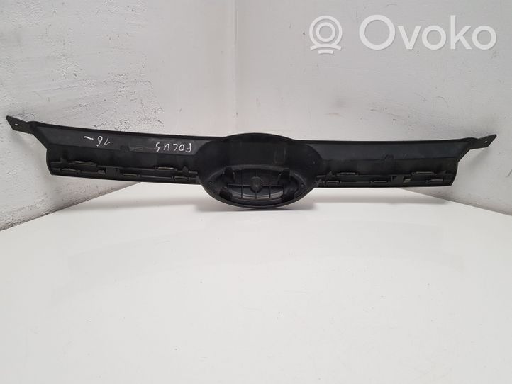 Ford Focus Maskownica / Grill / Atrapa górna chłodnicy BM51BA133B