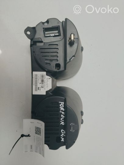 Smart ForFour I Spidometrs (instrumentu panelī) A4545402311