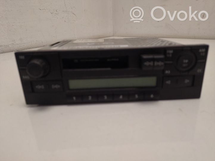 Volkswagen Golf IV Unité principale radio / CD / DVD / GPS 1J0035153