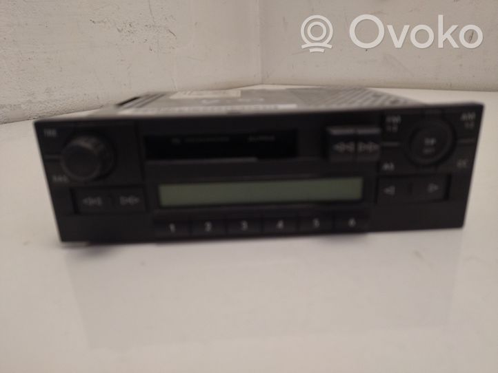 Volkswagen Golf IV Unità principale autoradio/CD/DVD/GPS 1J0035153