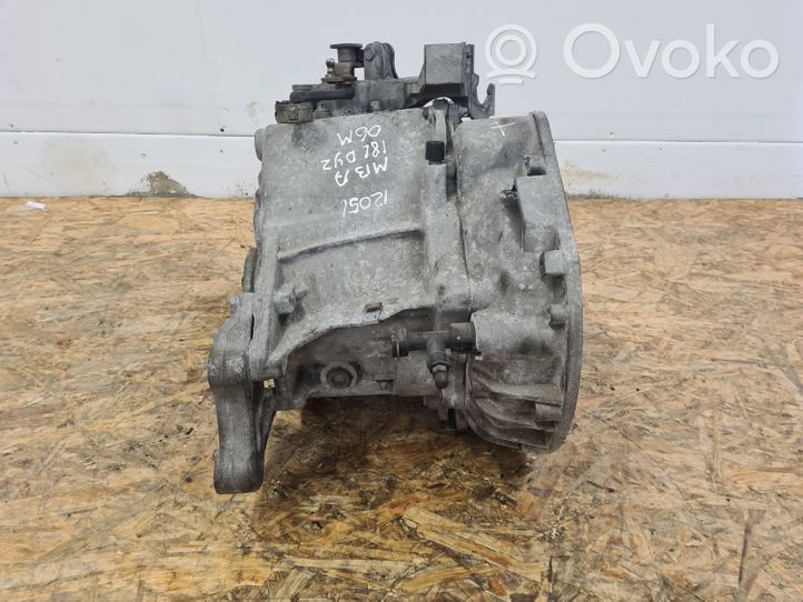 Mercedes-Benz A W169 Mechaninė 6 pavarų dėžė A1693600700