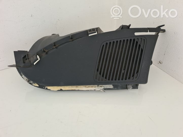 BMW 3 E36 Enceinte de plage arrière 8146525