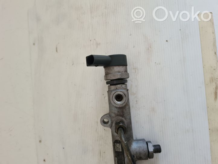 Volkswagen Touareg I Tuyau de conduite principale de carburant 059130090S