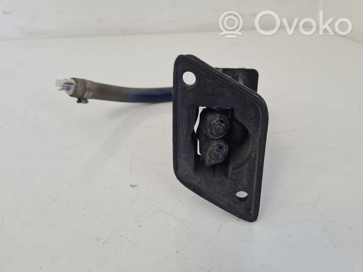 Audi A4 S4 B5 8D Ugello a spruzzo lavavetri per faro 8D0807787AA