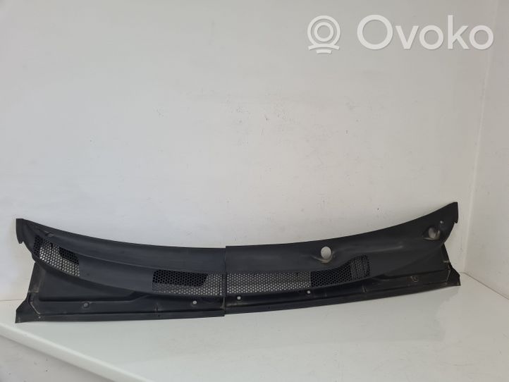 Toyota Yaris Garniture d'essuie-glace 557810D010