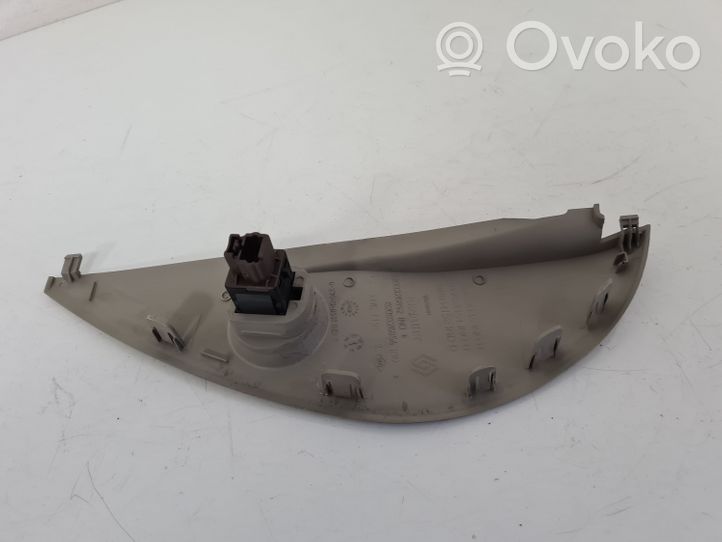 Renault Modus Panelės apdailos skydas (šoninis) 8200634145