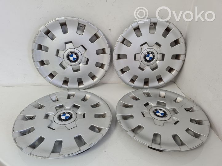 BMW 3 E46 Mozzo/copricerchi/borchia della ruota R15 36131094780