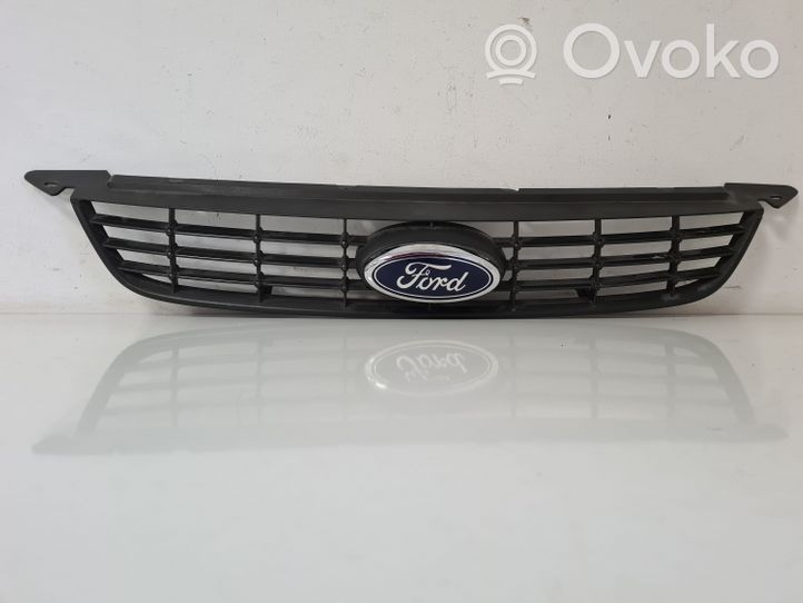 Ford Focus Rejilla superior del radiador del parachoques delantero 8M518200BF