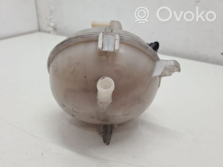 Skoda Octavia Mk3 (5E) Vase d'expansion / réservoir de liquide de refroidissement 5Q0121407