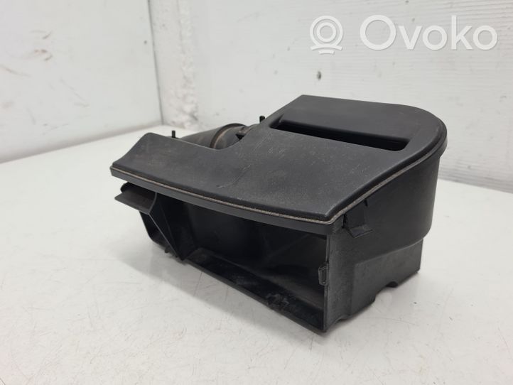 Volkswagen Beetle A5 Parte del condotto di aspirazione dell'aria 5K7805965A