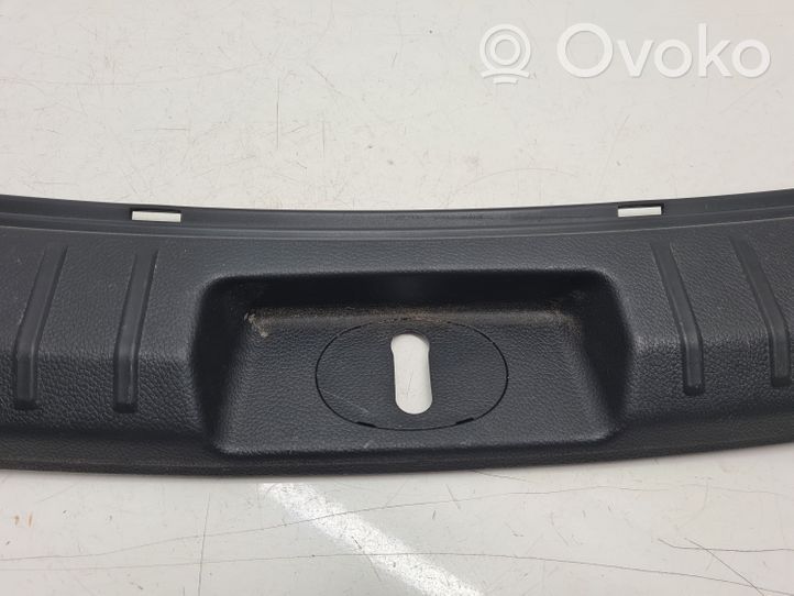 Hyundai Santa Fe Rivestimento di protezione sottoporta del bagagliaio/baule 857702W300